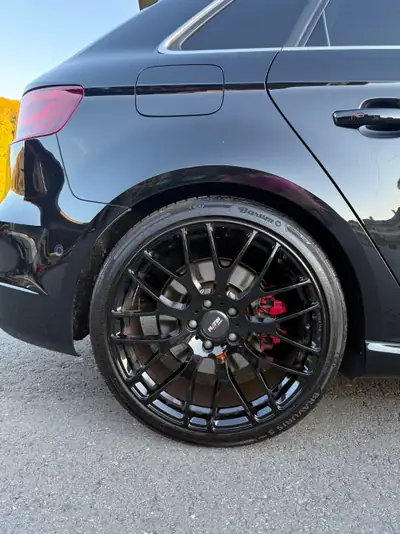 Audi S3 Sportback Quattro 2.0L — Performance 310 ch, finition premium noir — Miniatura 7
