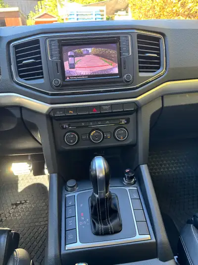 VW Amarok 3.0 TDI Aventura 4Motion — Pick-up robuste, 224 ch et 4x4 intégral — Miniature 10