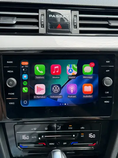 VW Passat 1.5 TSI Business DSG — Break polyvalent, 115'000 km, sans sinistre — détail