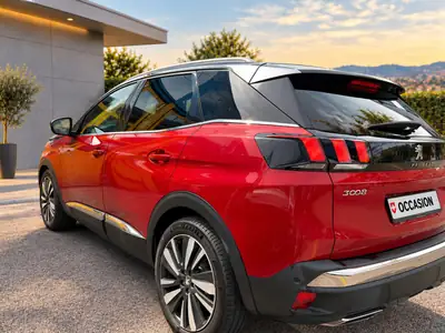 Peugeot 3008 1.6 THP GT Line — SUV dynamique, 74 000 km, rouge élégant — côté
