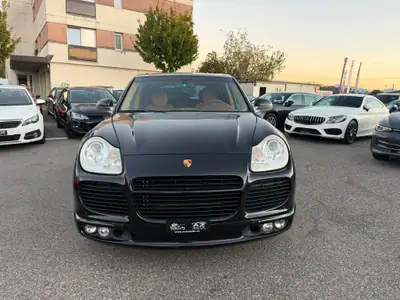 Porsche Cayenne Turbo 2004 — SUV premium 450 ch, sans sinistre — vista esterna