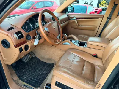 Porsche Cayenne Turbo 2004 — SUV premium 450 ch, sans sinistre — Miniatura 9