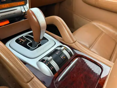 Porsche Cayenne Turbo 2004 — SUV premium 450 ch, sans sinistre — Miniatura 15