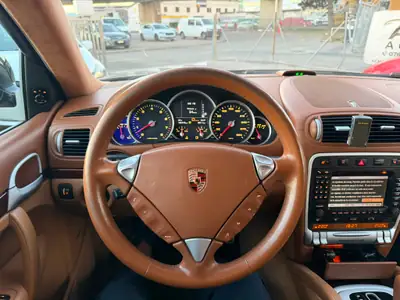 Porsche Cayenne Turbo 2004 — SUV premium 450 ch, sans sinistre — Miniatura 13