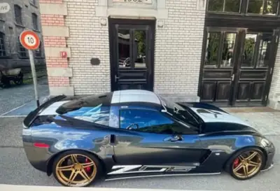 Chevrolet Corvette Z06 — Coupé sport légendaire, 515 ch et transmission manuelle — arrière