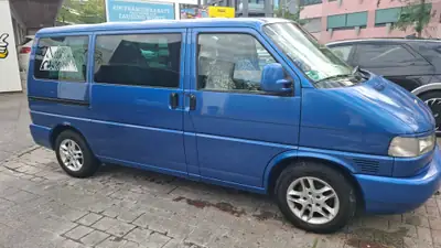 VW T4 Multivan Atlantis — Monospace robuste 7 places, diesel économe — Außenansicht