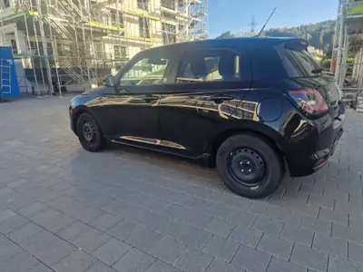 Suzuki Swift 1.2 Compact Top 1st Edition — Citadine agile et efficace, très faible kilométrage — tableau de bord
