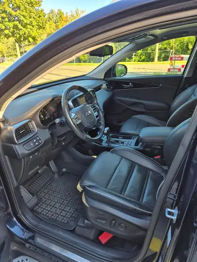Kia Sorento 2.2 CRDi Style — SUV 7 places robuste, diesel économique et entretenu — Miniatura 11