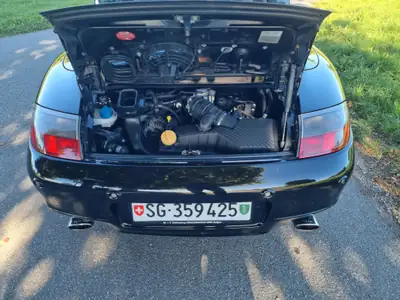 Porsche 911 Cabriolet — Un mythe décapotable, 300 ch et historique sans accident — dashboard