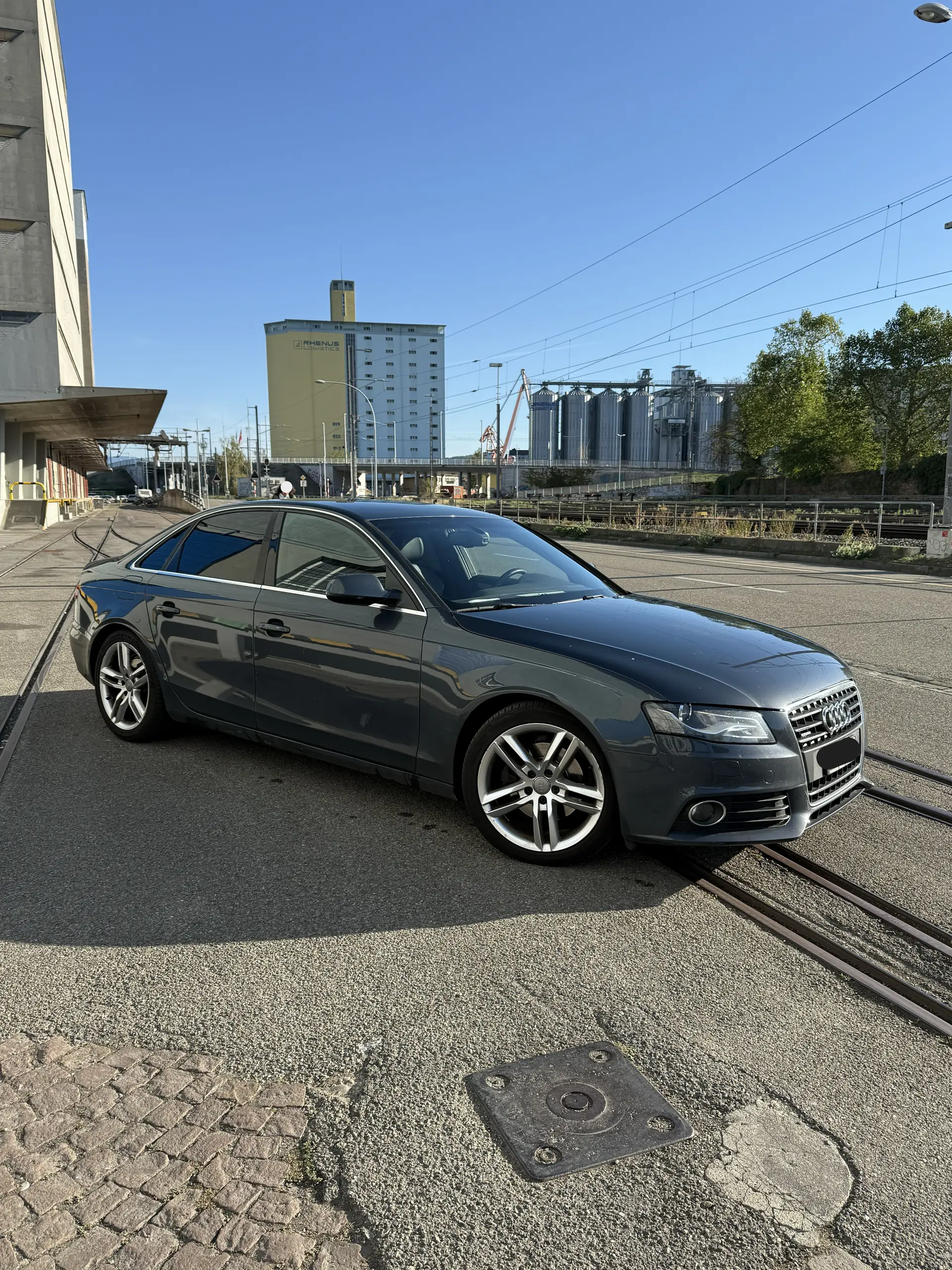 Audi A4 2.0 TFSI 211 ch Quattro — Berline dynamique, historique complet