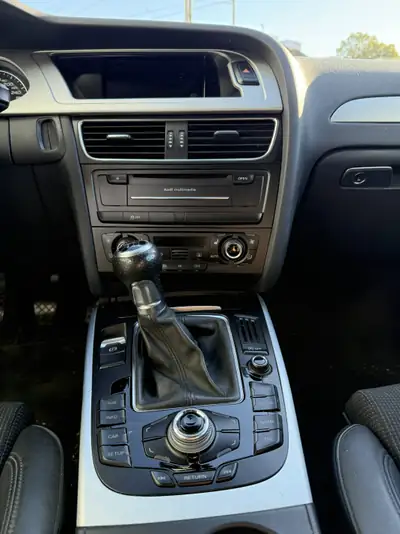 Audi A4 2.0 TFSI 211 ch Quattro — Berline dynamique, historique complet — Thumbnail 8