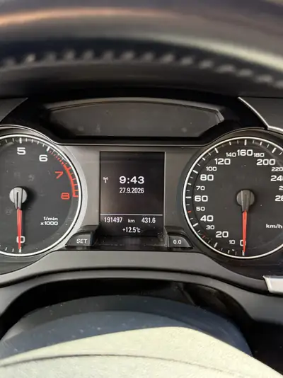 Audi A4 2.0 TFSI 211 ch Quattro — Berline dynamique, historique complet — Thumbnail 10