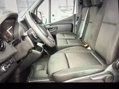 Mercedes-Benz Sprinter 315 — Utilitaire diesel robuste, 81'000 km, boîte auto — côté