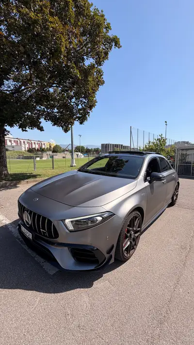Mercedes-AMG A 45 S 4matic+ — Compacte haute performance 421 ch, 75'000 km — tableau de bord