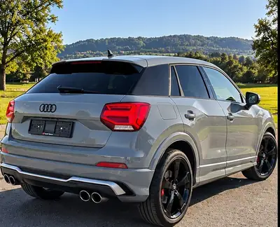 Audi SQ2 2.0 TFSI Quattro — SUV compact sportif, 300 ch sans compromis — côté