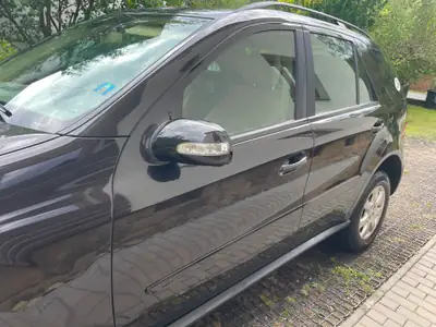 Mercedes-Benz ML 320 CDI 4MATIC — SUV premium diesel, 167'000 km, état impeccable — dettaglio