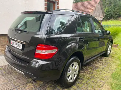 Mercedes-Benz ML 320 CDI 4MATIC — SUV premium diesel, 167'000 km, état impeccable — Miniatura 7