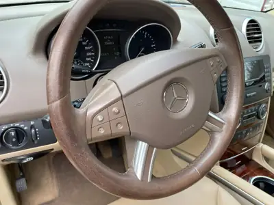 Mercedes-Benz ML 320 CDI 4MATIC — SUV premium diesel, 167'000 km, état impeccable — Miniatura 13