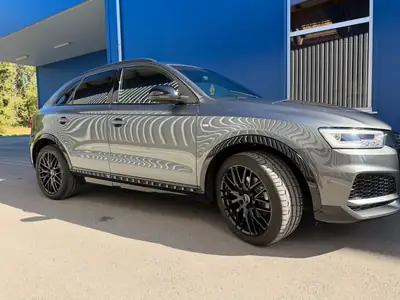 Audi Q3 1.4 TFSI Sport S-Tronic — Compact SUV dynamique, faible kilométrage, sans sinistre — rear view