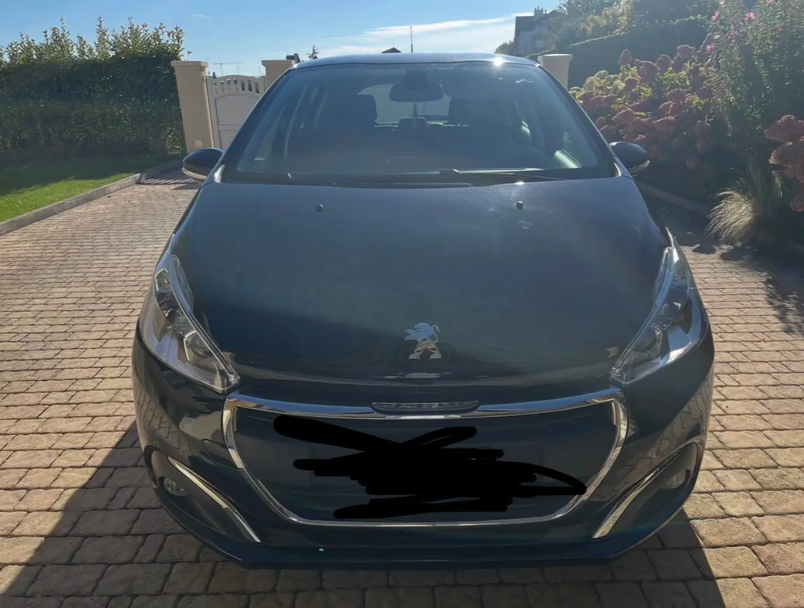 Peugeot 208 1.2 PureTech Active — Citadine fiable, courroie neuve 2024