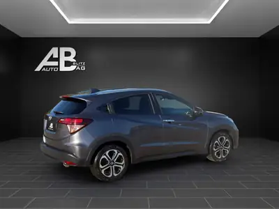 Honda HR-V 1.6i-DTEC Executive 2018 — Compact SUV diesel, entretien complet — tableau de bord