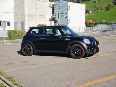 MINI Cooper S John Cooper Works — 211 ch sportive, révisions complètes — Heckansicht