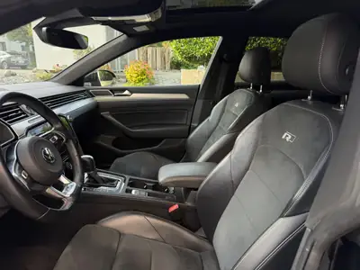 Volkswagen Arteon 2.0 TDI 240 Elegance — Berline premium diesel, transmission DSG — cruscotto