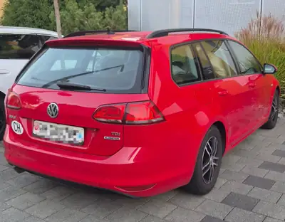 VW Golf 1.6 TDI BlueMotion — Break économique et fiable, grand entretien effectué — côté