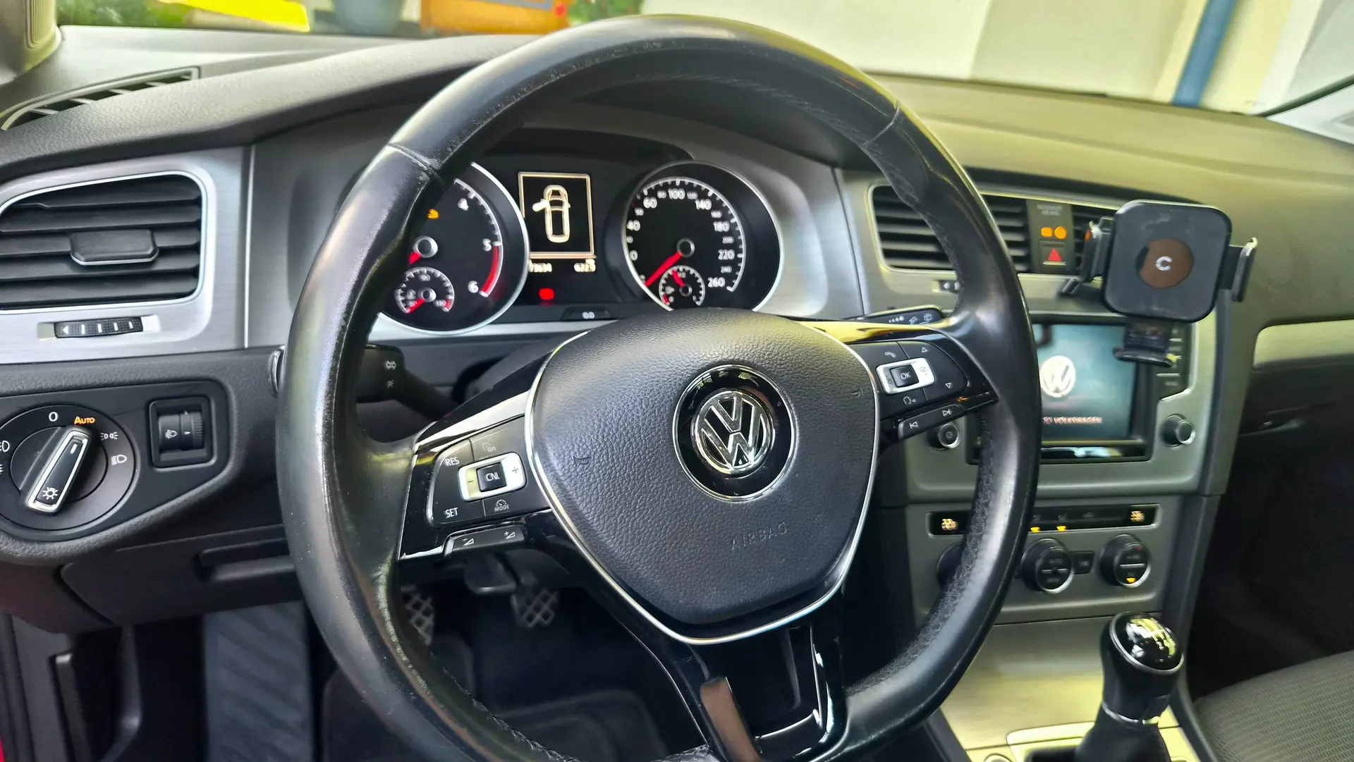 Volkswagen Golf 2016 occasion Dübendorf — 3