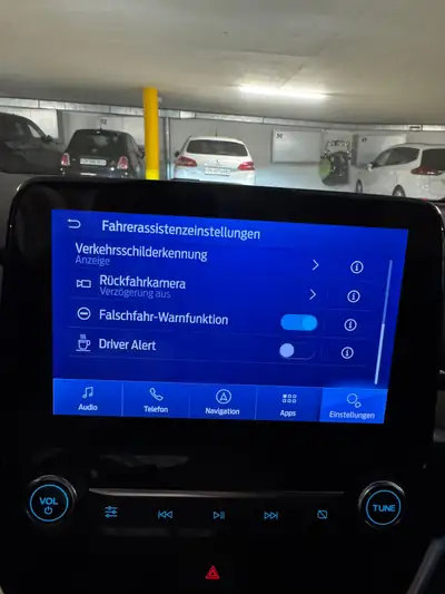 Ford Fiesta 1.0 EcoBoost Hybrid ST-Line X — Citadine écologique avec technologie hybride et équipements premium — Thumbnail 10