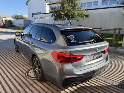 BMW 530i xDrive Touring M Sport — Berline familiale premium, 89'000 km sans sinistre — côté