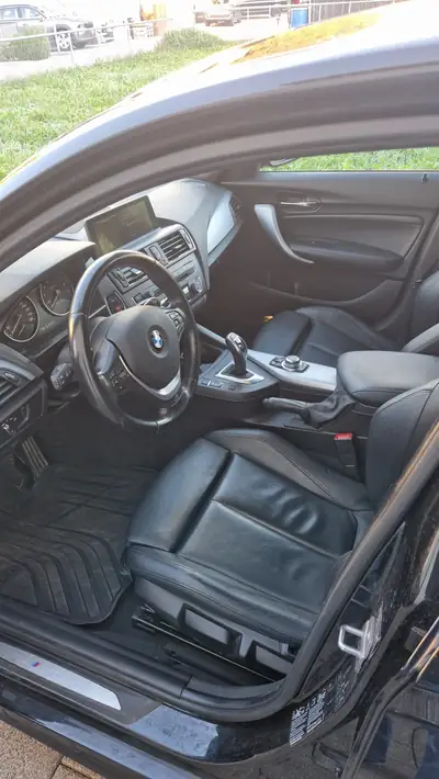BMW M135i xDrive — Compacte sportive 319 ch, frisch ab MFK — Detail