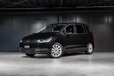 VW Touran 1.5 TSI — Monospace familial dynamique, très faible kilométrage — vue extérieure