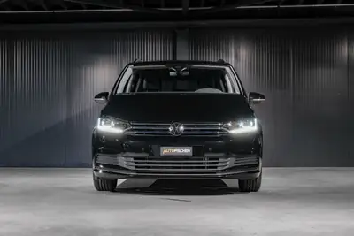 VW Touran 1.5 TSI — Monospace familial dynamique, très faible kilométrage — arrière