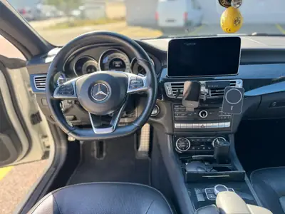 Mercedes-Benz CLS 350 d 4Matic — Berline coupé élégante, diesel performant, entretien récent — Miniatur 13