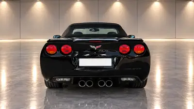 Chevrolet Corvette 6.0 V8 — Cabriolet légendaire, 58'000 km, état impeccable — Miniatura 7