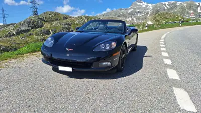 Chevrolet Corvette 6.0 V8 — Cabriolet légendaire, 58'000 km, état impeccable — Miniatura 12