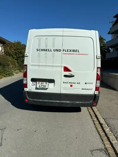 Renault Master 2.3 dCi DPF — Utilitaire fiable, 89 100 km seulement — intérieur