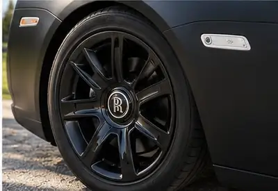 Rolls-Royce Ghost 6.6 V12 — Berline de prestige, seulement 24'574 km — Heckansicht