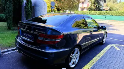 Mercedes-Benz CLC 180 Kompressor Sport — Coupé compact dynamique, 143 ch automatique — détail
