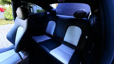 Mercedes-Benz CLC 180 Kompressor Sport — Coupé compact dynamique, 143 ch automatique — Miniature 11