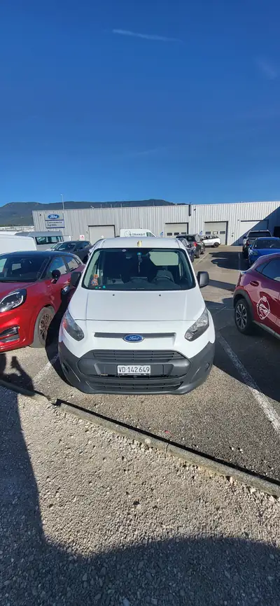 Ford Transit Connect 1.0 EcoBoost 100 — Utilitaire compact économique, 125'000 km — vue extérieure
