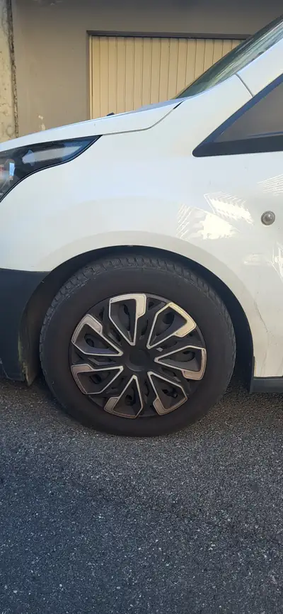 Ford Transit Connect 1.0 EcoBoost 100 — Utilitaire compact économique, 125'000 km — tableau de bord