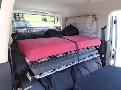 VW Caddy 2.0 TDI 122 California Maxi — Monospace diesel spacieux, très peu kilométré — Miniatura 15