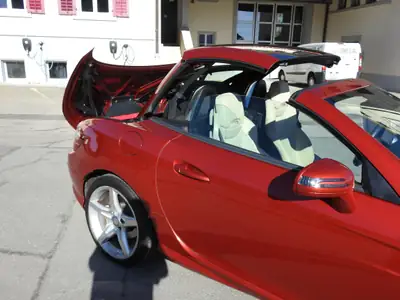 Mercedes-Benz SLK 250 d — Roadster diesel élégant, 26'000 km seulement — Miniatura 17