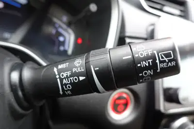 Honda CR-V 2.0i MMD Hybrid Executive 4WD — SUV familial hybride, entretien réduit — Miniature 16