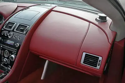 Aston Martin DB9 Volante Touchtronic — Cabriolet V12 sportif, 57'000 km — Miniatura 27