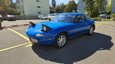 Mazda MX-5 1.6i — Roadster mythique, 115 ch purs, propulsion arrière — intérieur
