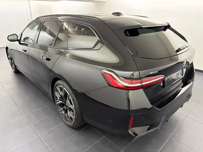 BMW 540d xDrive 48V Touring — Diesel hybride rechargeable, 1ère main, garantie complète — côté