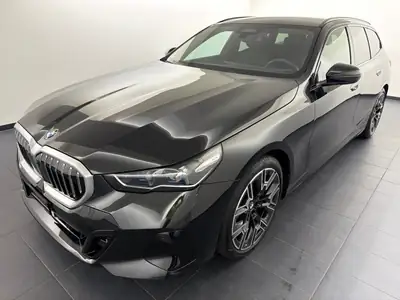 BMW 540d xDrive 48V Touring — Diesel hybride rechargeable, 1ère main, garantie complète — vue extérieure